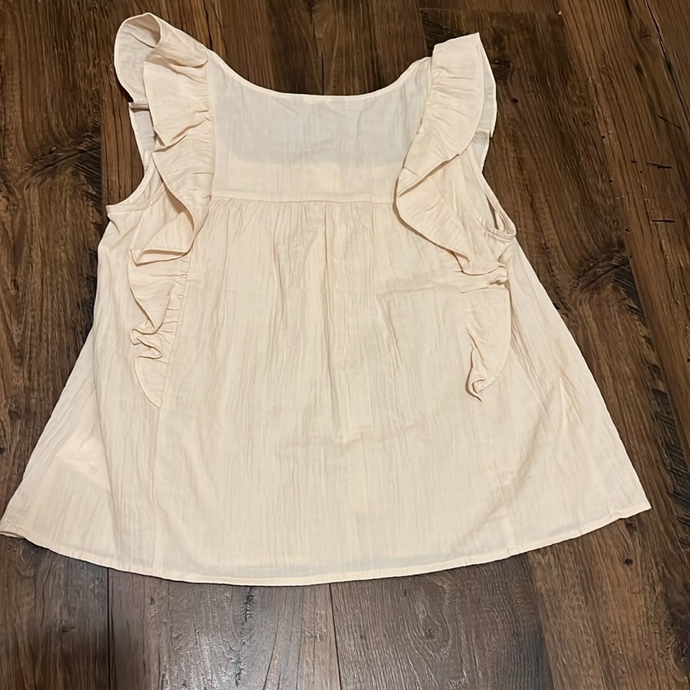 Express Ruffle Detail Top - Picture 4 of 6